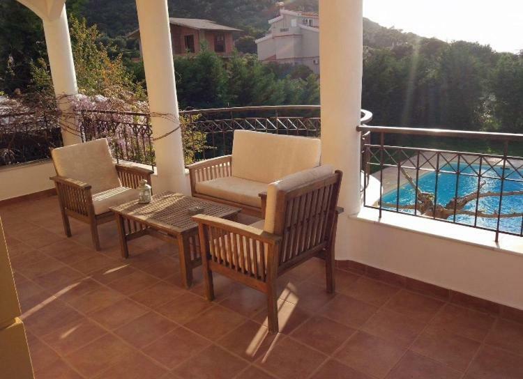 Relaxing Villa With Swimming Pool And Garden Agios Georgios  Exterior foto